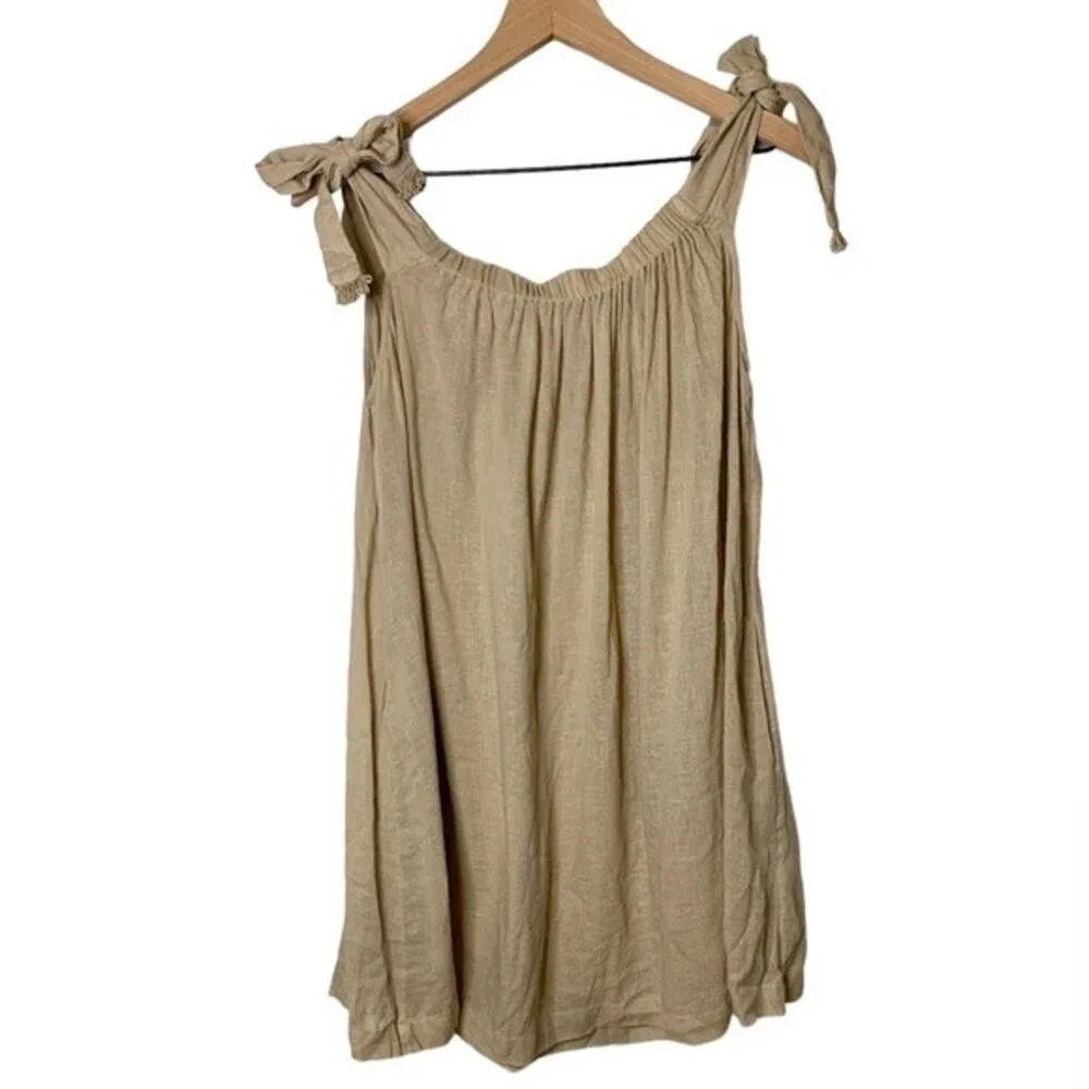 NWOT FREE PEOPLE Just Right Off The Shoulder Dress in crean color. Size Small